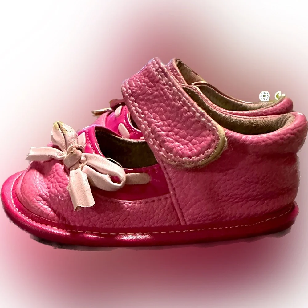 JACK and LILY 12-18 mo PINK LEATHER BABY INFANT TODDLER SHOES designed in CANADA